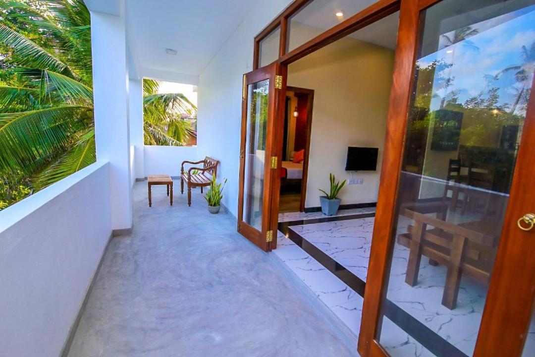 Athithi Villa Hikkaduwa Ngoại thất bức ảnh