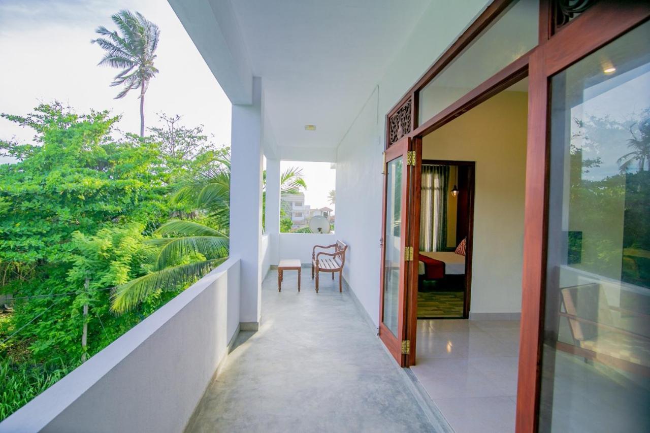 Athithi Villa Hikkaduwa Ngoại thất bức ảnh