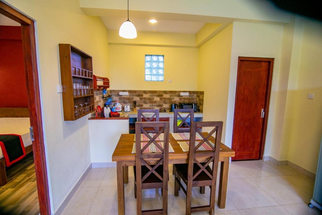Athithi Villa Hikkaduwa Ngoại thất bức ảnh