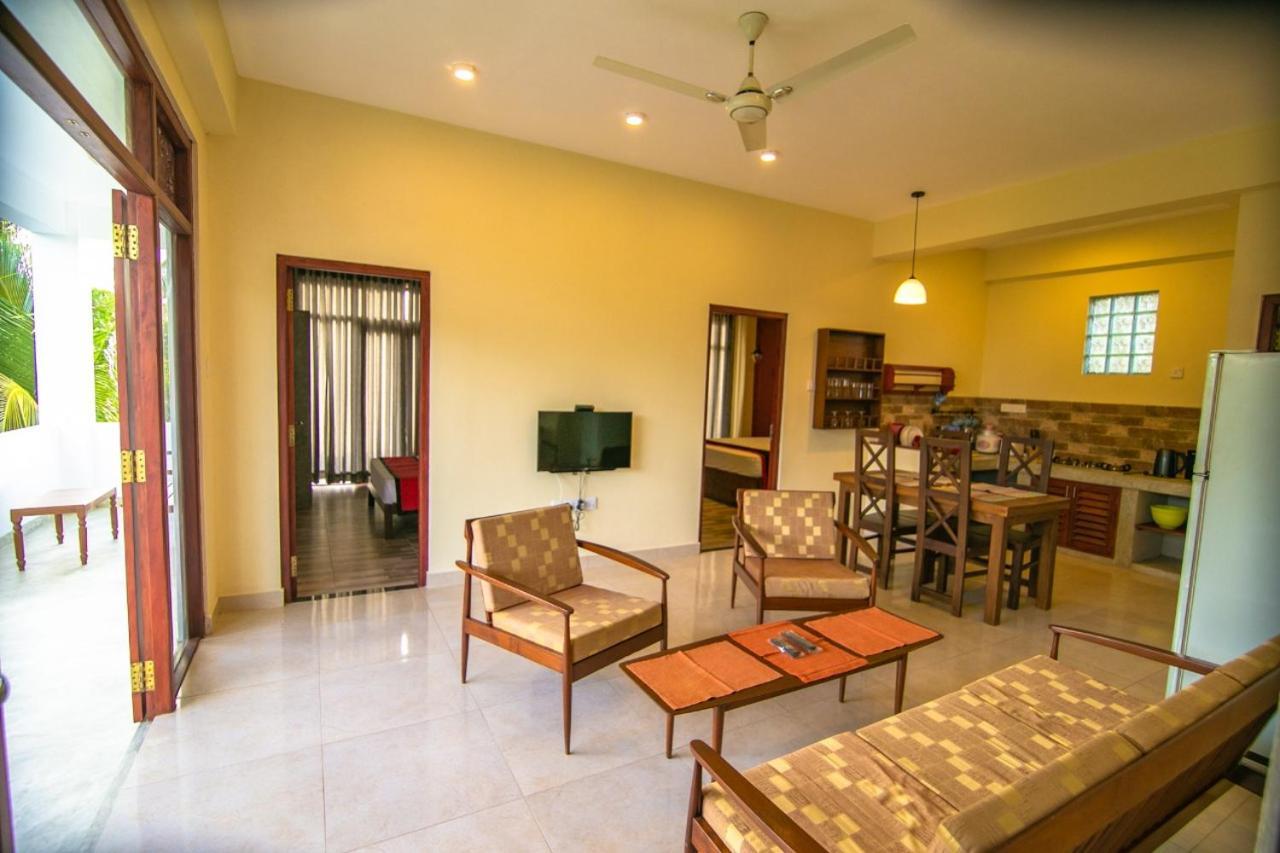Athithi Villa Hikkaduwa Ngoại thất bức ảnh