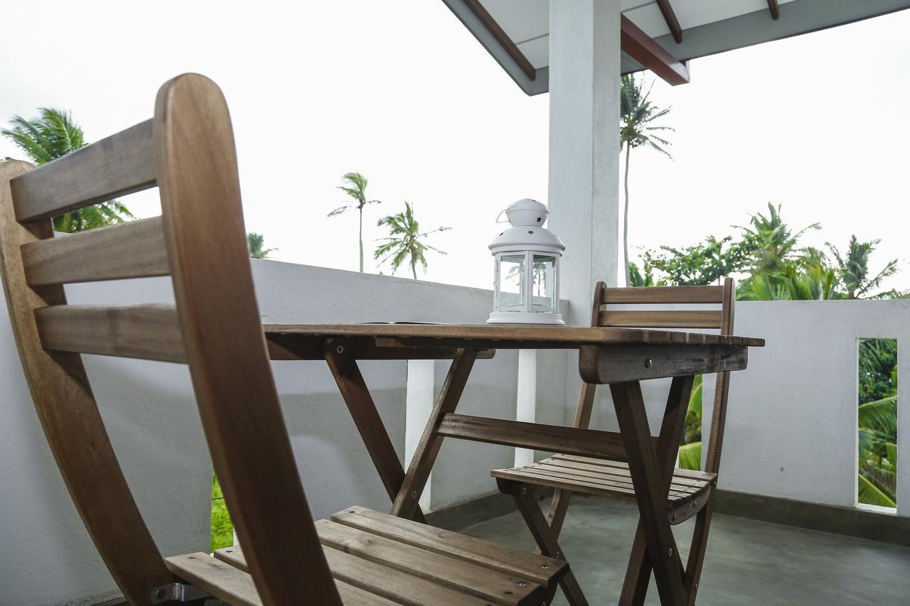 Athithi Villa Hikkaduwa Ngoại thất bức ảnh