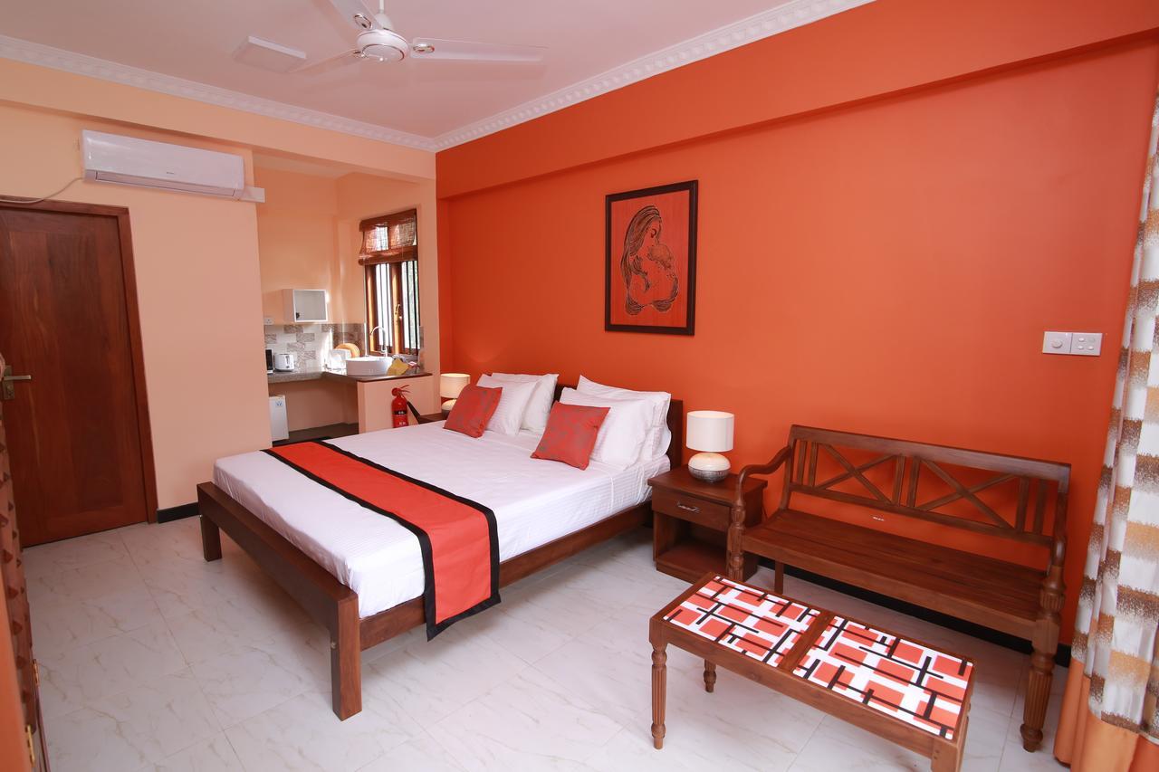 Athithi Villa Hikkaduwa Ngoại thất bức ảnh