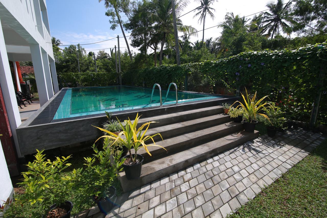 Athithi Villa Hikkaduwa Ngoại thất bức ảnh