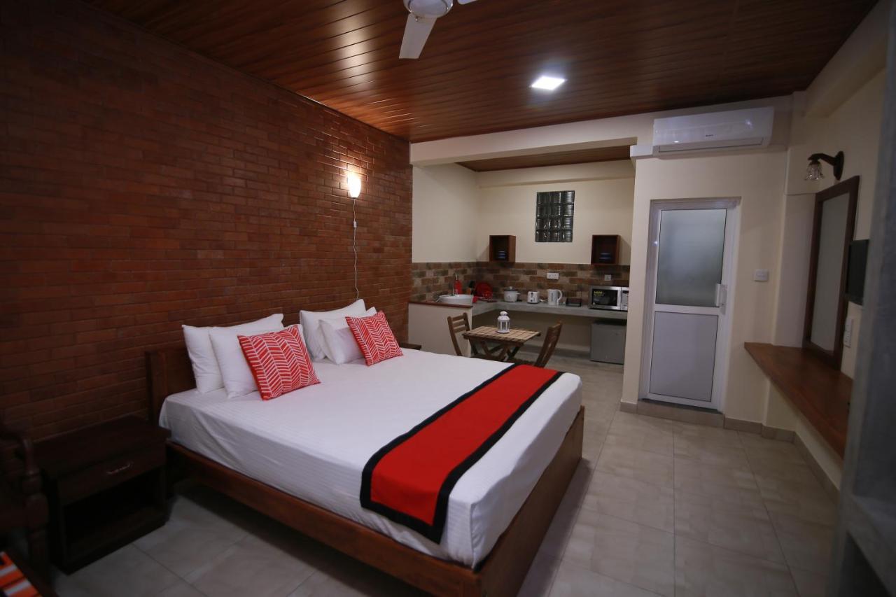 Athithi Villa Hikkaduwa Ngoại thất bức ảnh